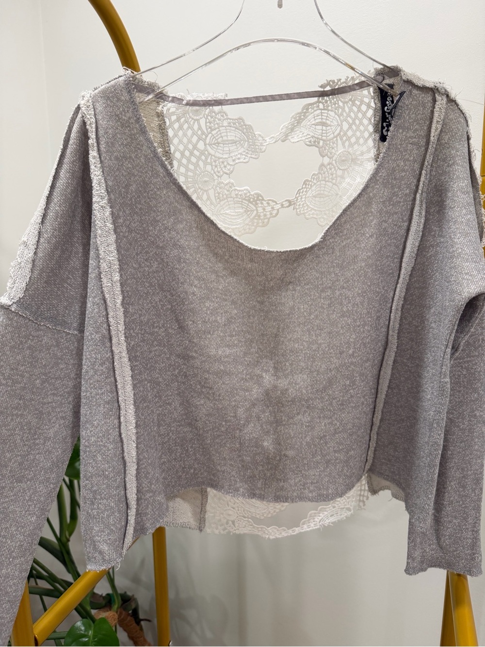Women's Gray Cropped Raw-Edge Sweatshirt with Lace Back